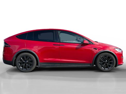 Used 2023 Tesla Model X image 6