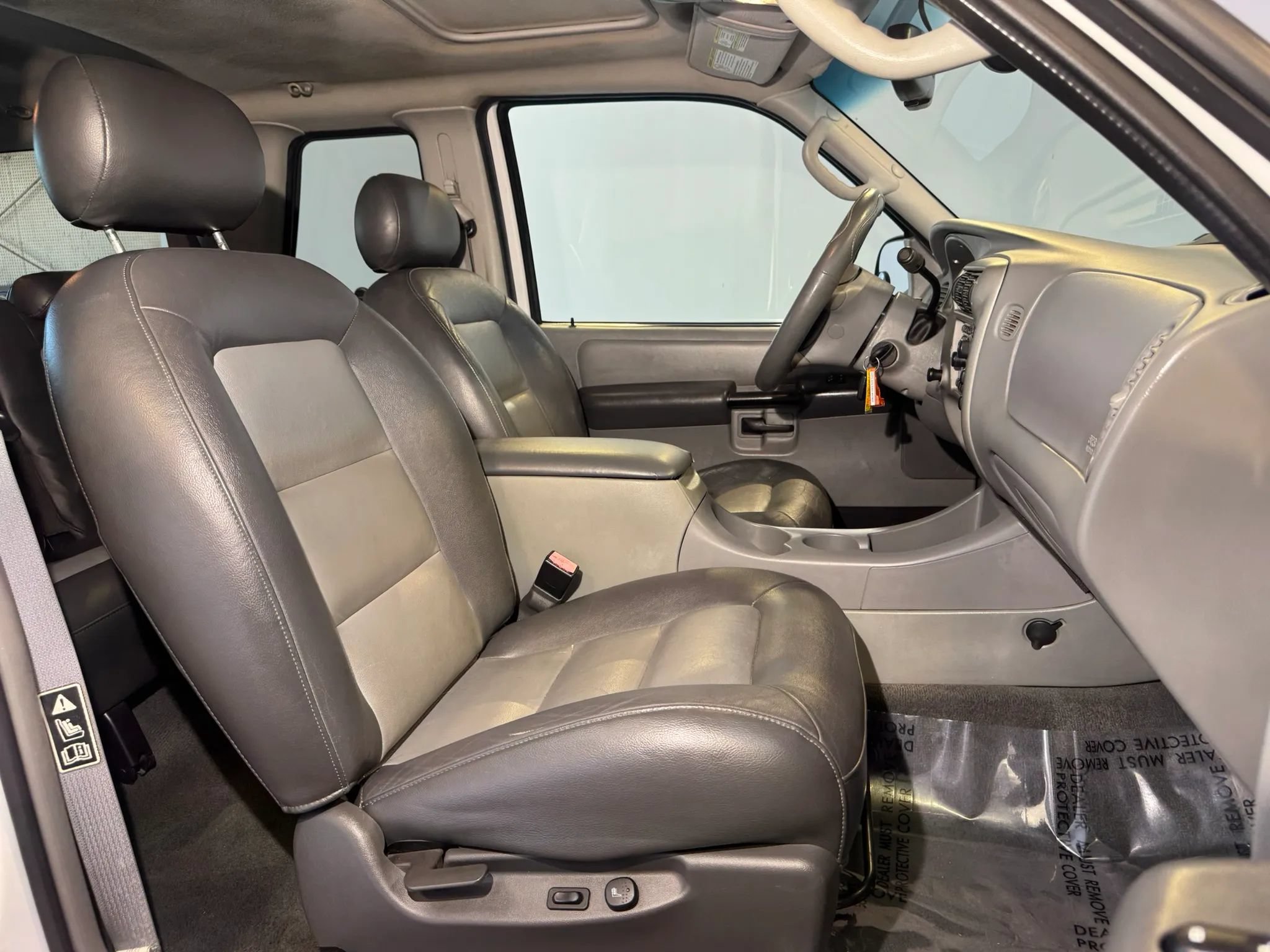 Used 2003 Ford Explorer RWD image 19