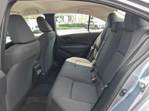 Used 2025 Toyota Corolla LE FWD image 11
