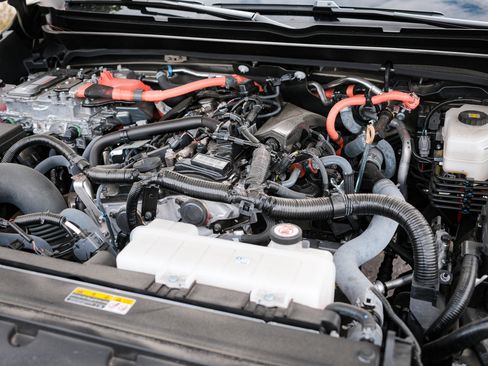 Used 2024 Toyota Tacoma TRD Off-Road image 37