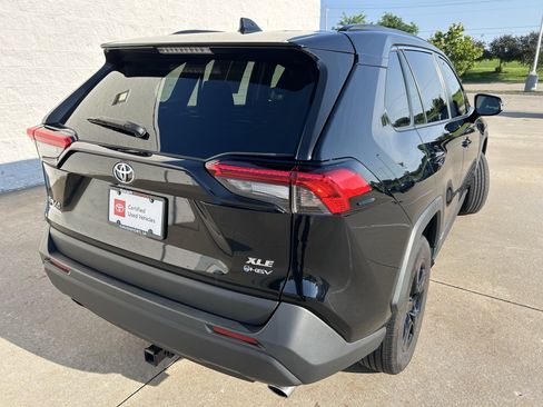 Certified 2025 Toyota RAV4 XLE AWD/4WD image 6