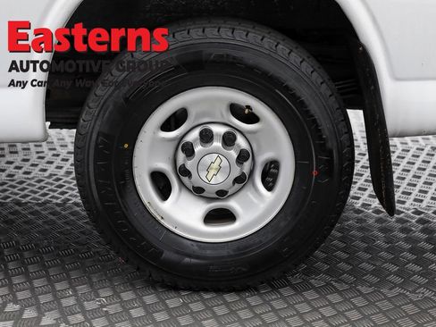 Used 2021 Chevrolet Express 2500 w/ Driver Convenience Package RWD image 30