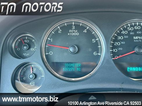 Used 2007 GMC Yukon SLT w/ SLT Preferred Equipment Group AWD/4WD image 16