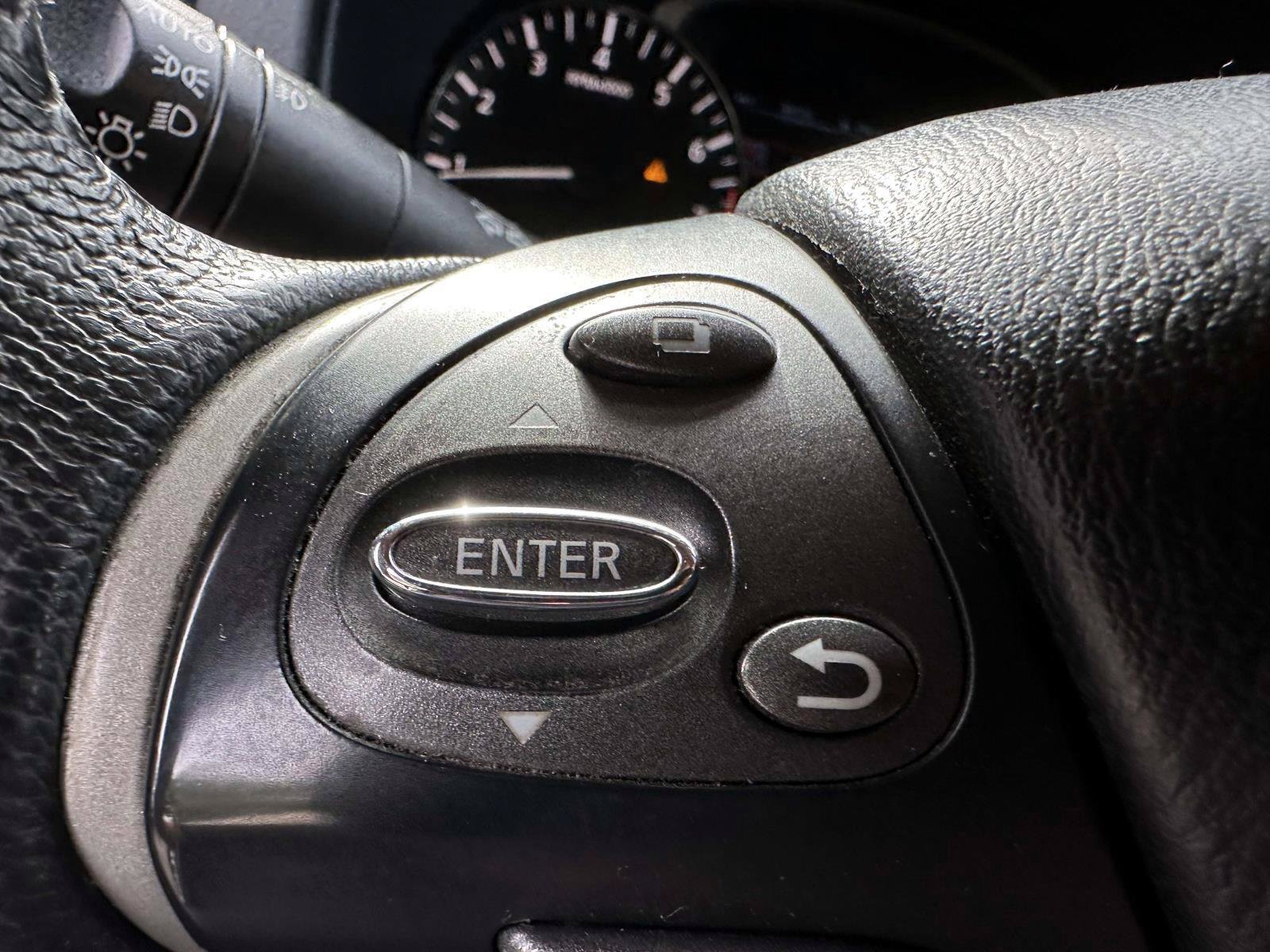 Used 2015 Nissan Pathfinder SV w/ Cargo Package FWD image 29