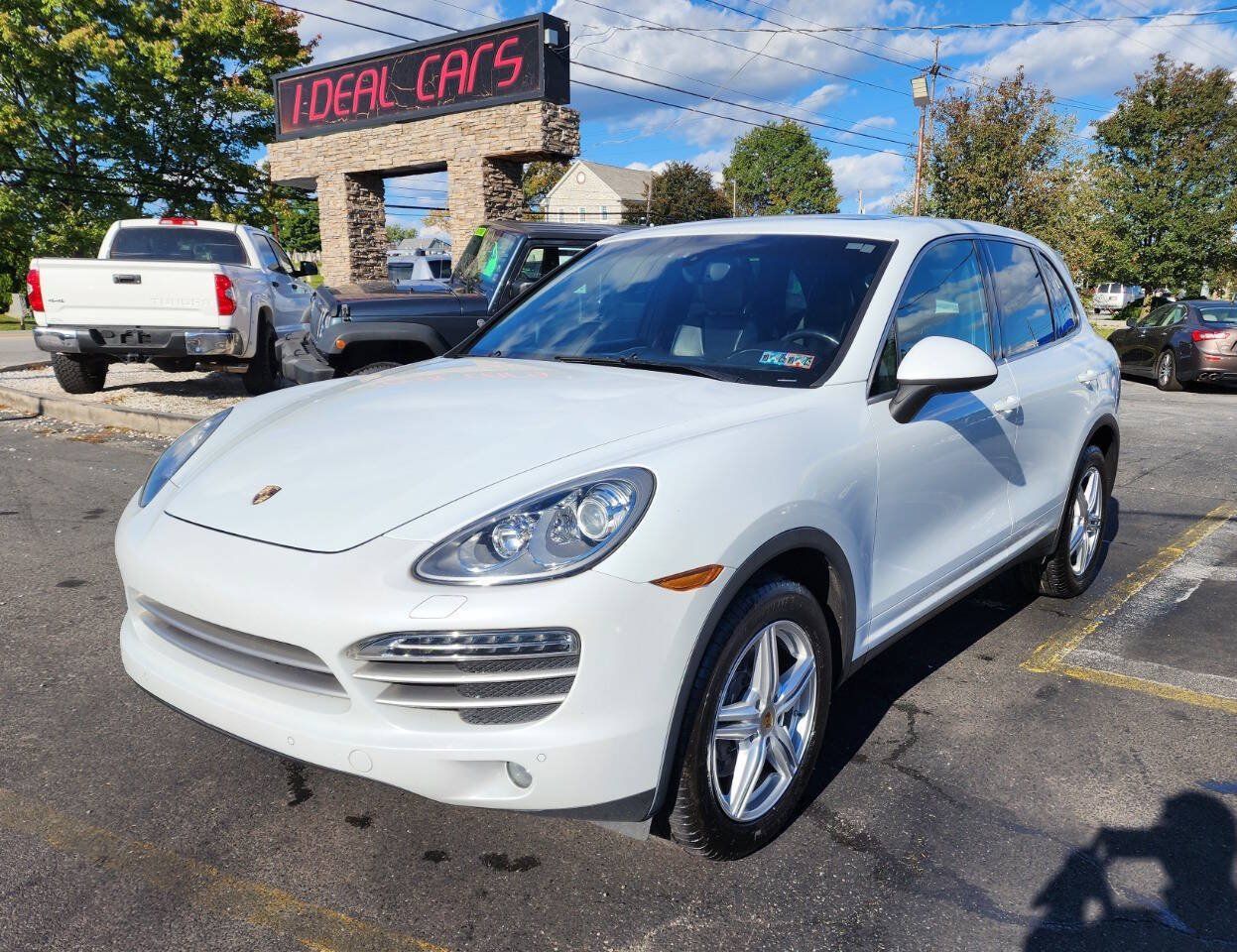 Used 2014 Porsche Cayenne Platinum Edition AWD/4WD image 38