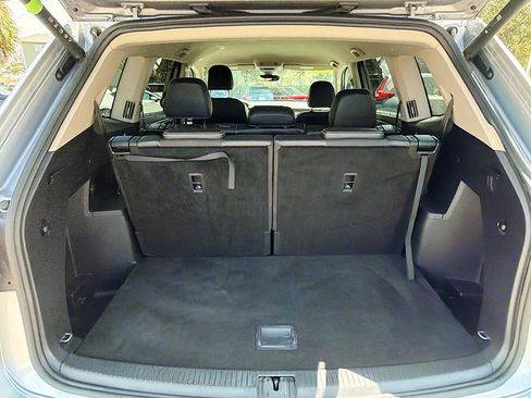 Used 2024 Volkswagen Atlas SE image 12