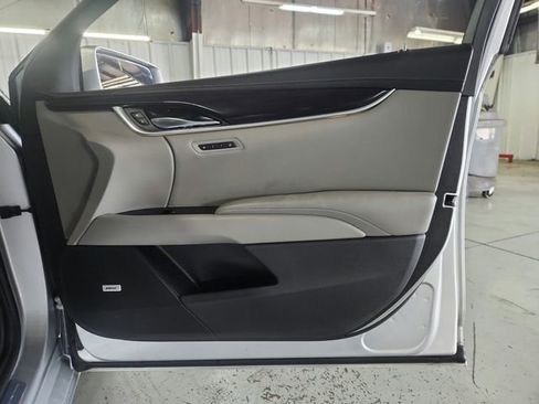 Used 2016 Cadillac XTS Premium FWD image 30