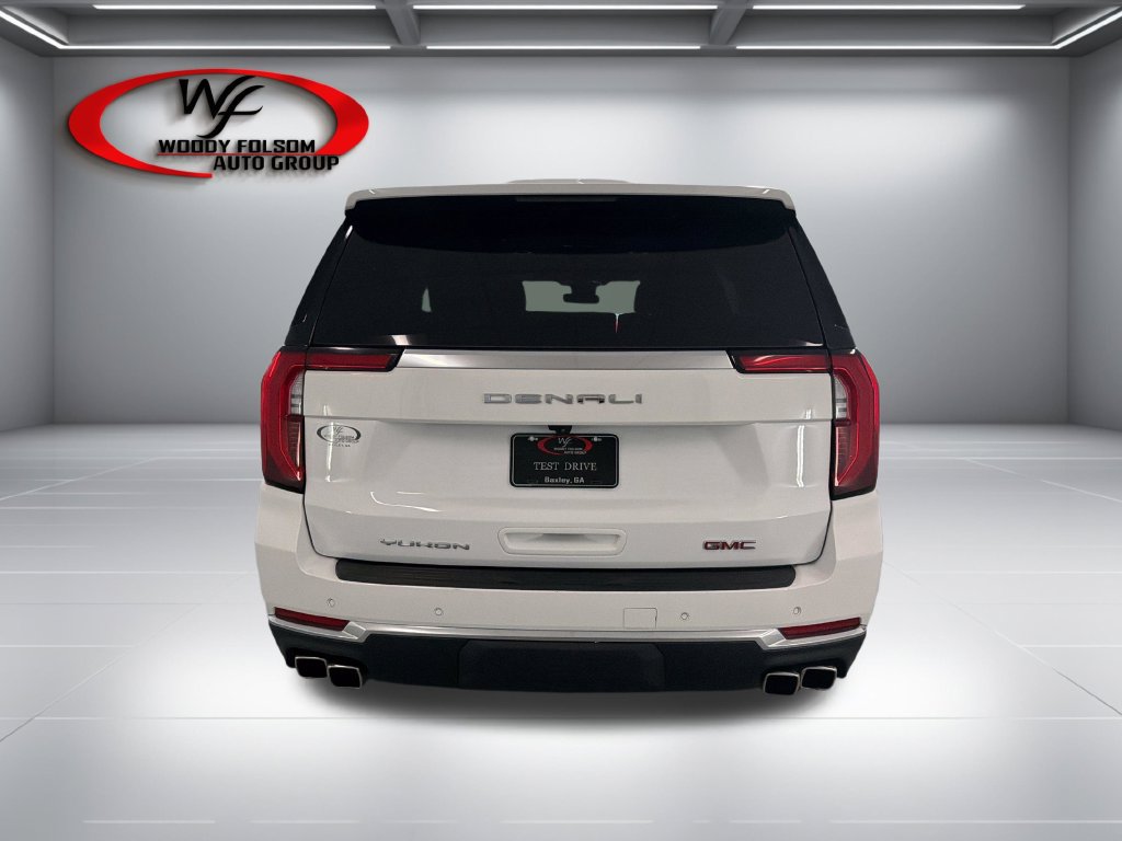 Used 2025 GMC Yukon Denali RWD image 7