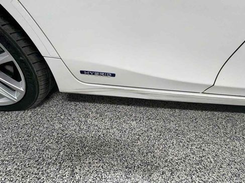 Used 2017 Lexus CT 200h FWD image 34