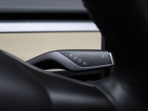 Used 2023 Tesla Model 3 Standard Range image 50