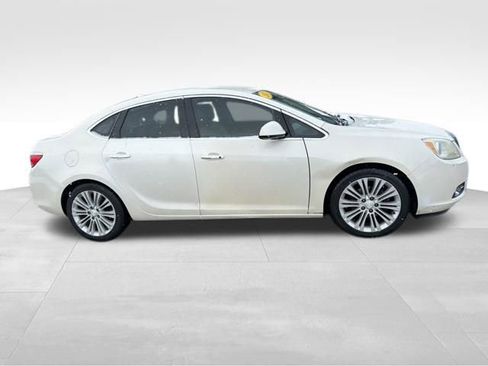 Used 2013 Buick Verano image 16