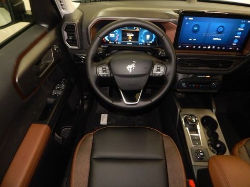 New 2025 Ford Bronco Sport Outer Banks image 11