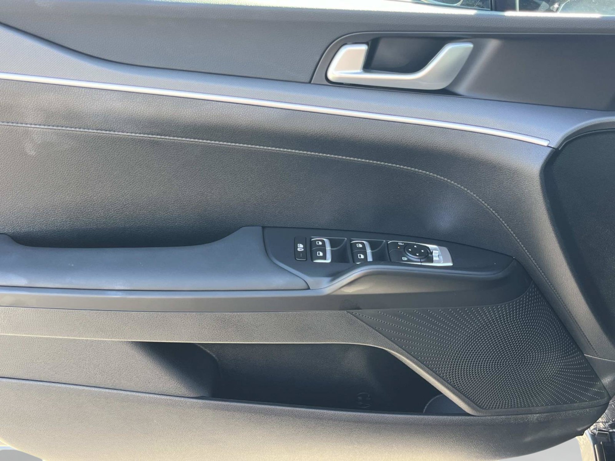 New 2026 Kia K5 LXS FWD image 17
