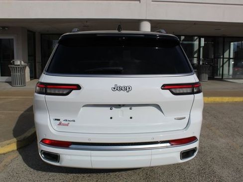 Used 2021 Jeep Grand Cherokee L Summit image 4