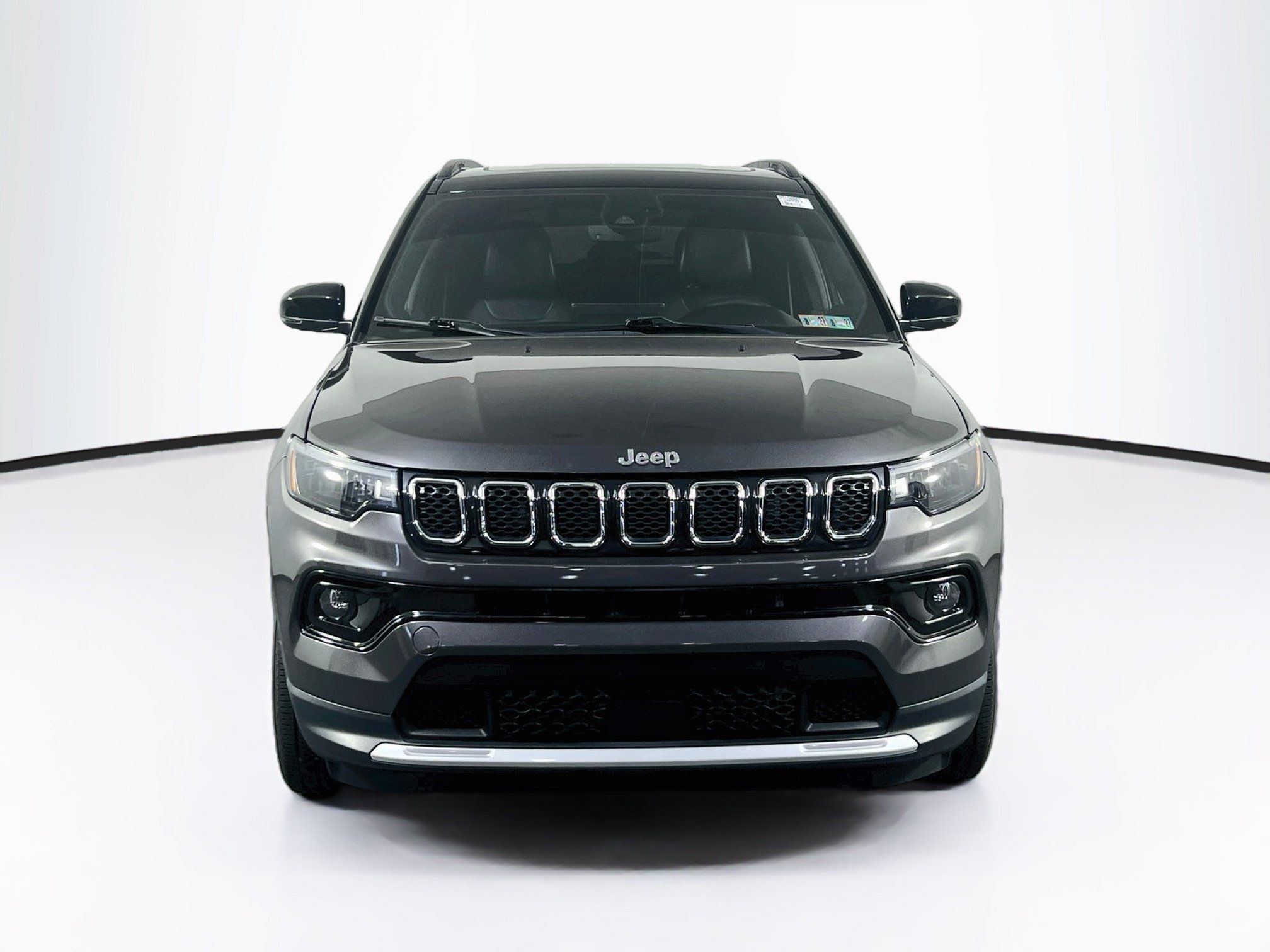 Used 2023 Jeep Compass Limited w/ Sun and Sound Group AWD/4WD image 2