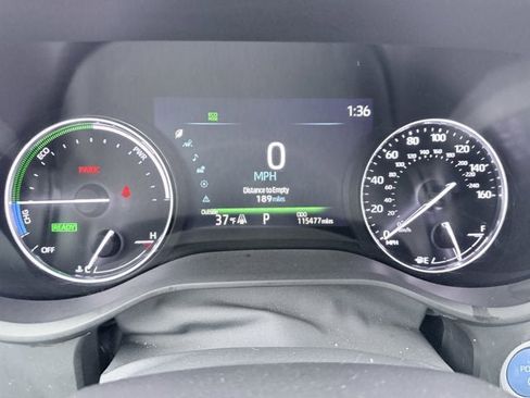 Used 2021 Toyota Sienna Limited image 12