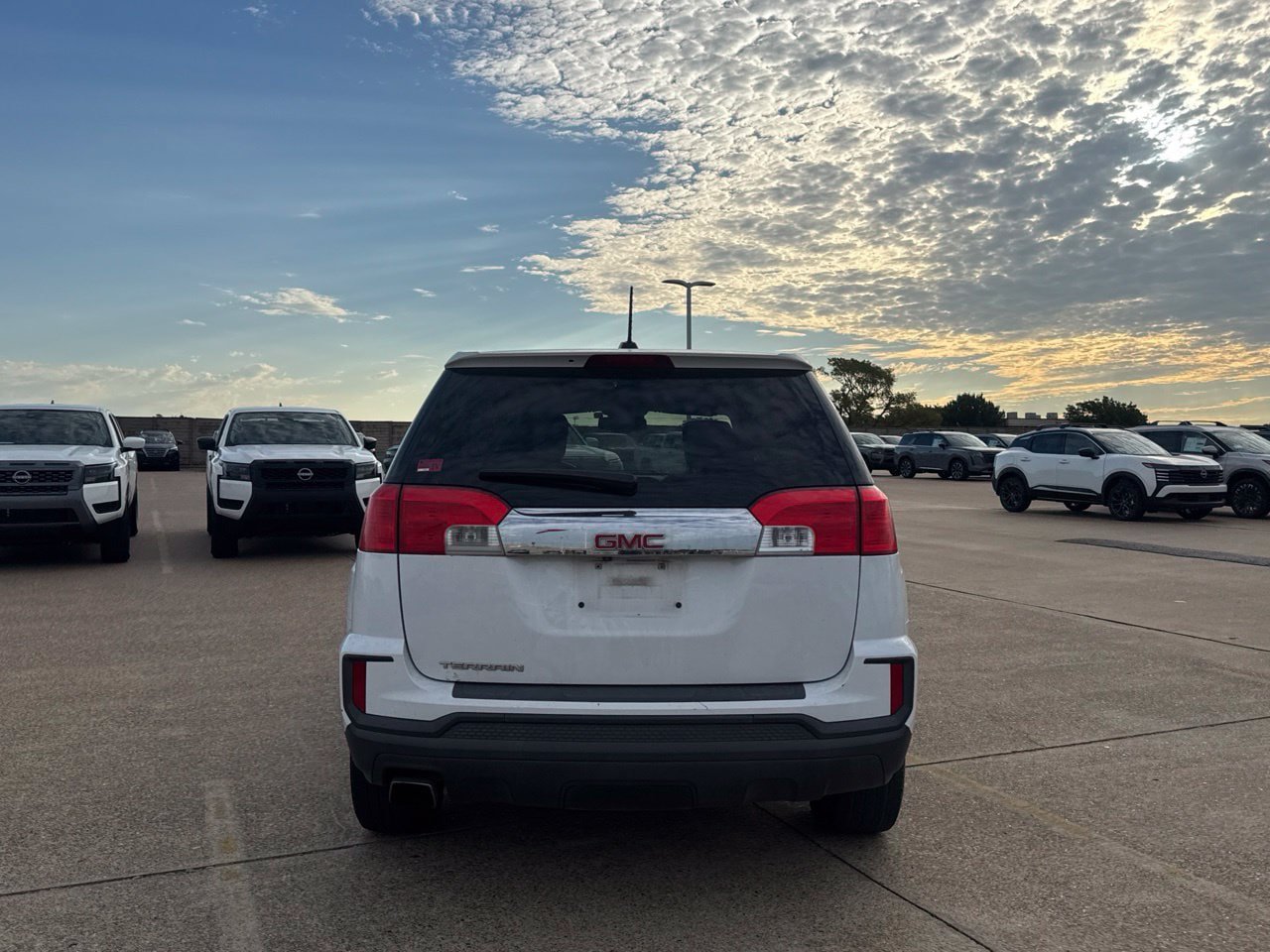 Used 2017 GMC Terrain SLE FWD image 20