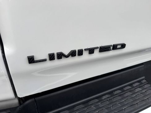 Used 2023 RAM 1500 Limited w/ Night Edition AWD/4WD image 46