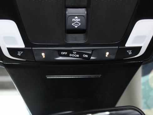 Used 2025 Honda Civic FWD Hybrid Sedan image 37