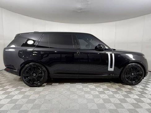 Used 2024 Land Rover Range Rover Long Wheelbase Autobiography image 8