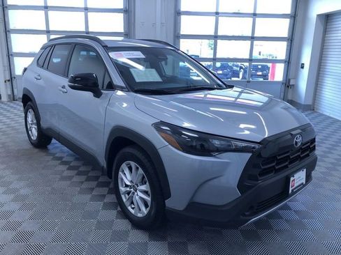 Certified 2026 Toyota Corolla Cross LE FWD image 36