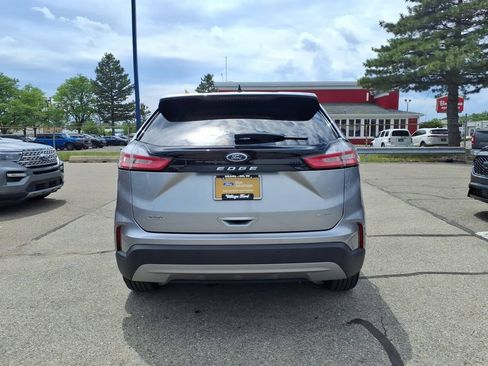 Used 2024 Ford Edge SEL w/ Convenience Package AWD/4WD image 7