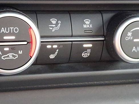 Used 2022 Alfa Romeo Stelvio Veloce image 29