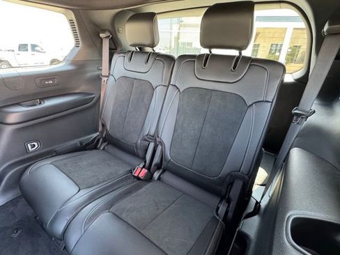 New 2025 Jeep Grand Cherokee L Altitude image 31