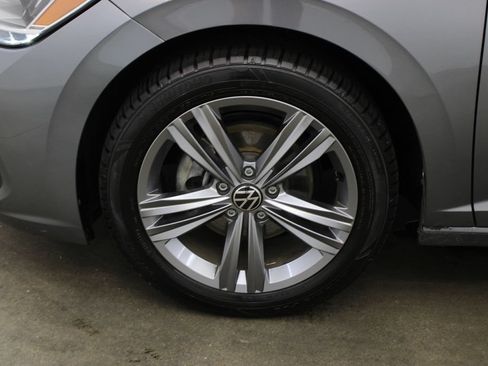 Used 2024 Volkswagen Jetta SE FWD image 26