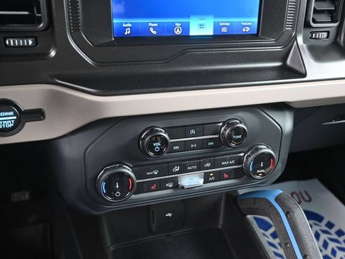 Used 2022 Ford Bronco Wildtrak AWD/4WD image 17