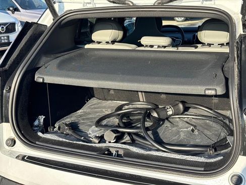 Certified 2025 Volvo EX30 Plus w/ Protection Package Premier image 5