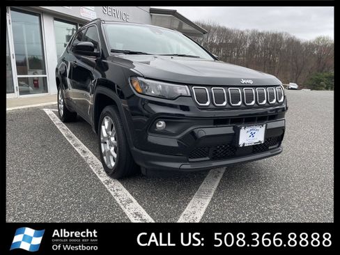 Used 2022 Jeep Compass Latitude image 7