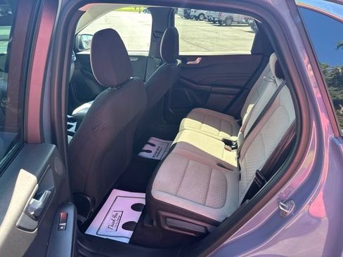 Used 2023 Ford Escape Active w/ Tech Pack #2 AWD/4WD image 10