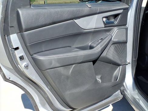 Used 2025 Acura MDX w/ Technology Package image 17