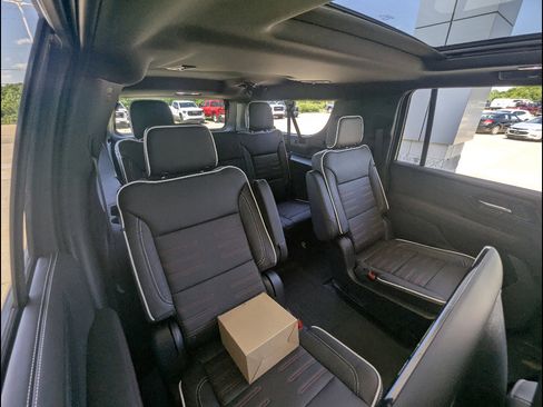 New 2026 GMC Yukon XL AT4 Ultimate w/ LPO, Floor Liner Package AWD/4WD image 17
