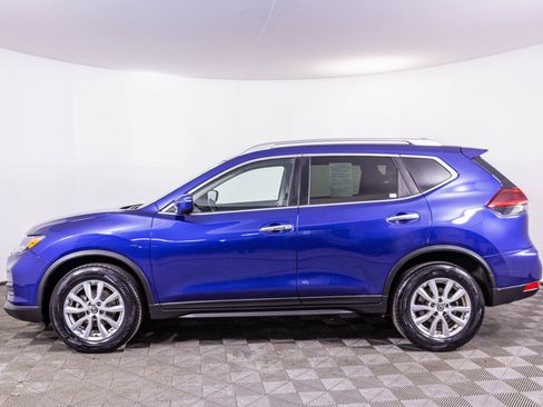 Used 2019 Nissan Rogue SV image 14