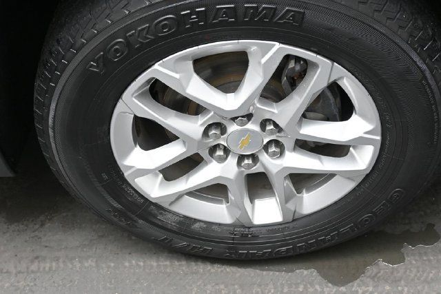 Used 2020 Chevrolet Traverse LT FWD image 36