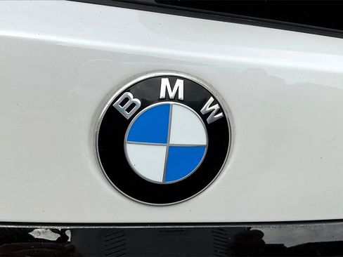 Used 2022 BMW X7 M50i image 24