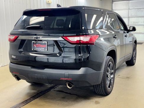 Used 2021 Chevrolet Traverse LS w/ LPO, Blackout Package FWD image 5