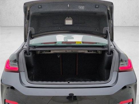 Used 2025 BMW 330i xDrive Sedan w/ Premium Package image 6