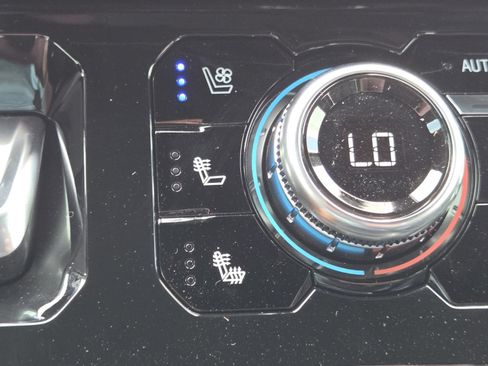 New 2026 GMC Sierra 1500 AT4X AWD/4WD image 8