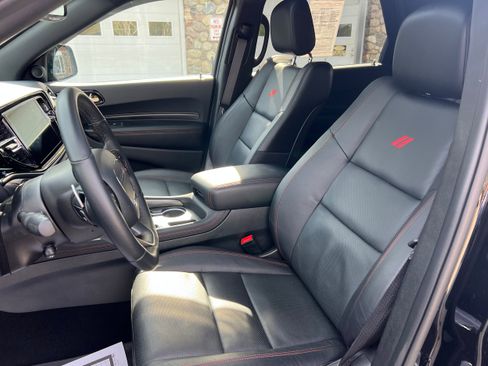 Used 2025 Dodge Durango GT AWD/4WD image 10