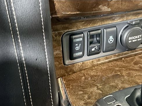 Used 2017 INFINITI QX80 4WD w/ Driver Assistance Package image 20