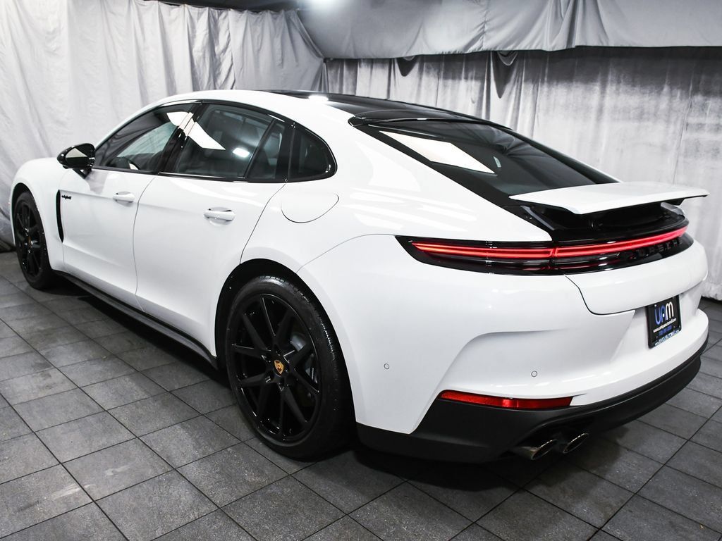 Used 2025 Porsche Panamera 4 E-Hybrid AWD/4WD image 3