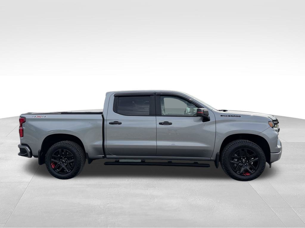 Used 2024 Chevrolet Silverado 1500 RST w/ Redline Edition AWD/4WD image 25