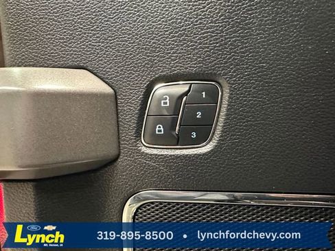 Used 2015 Ford F150 Platinum w/ Equipment Group 701A Luxury image 7