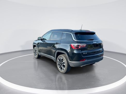 Used 2023 Jeep Compass Limited w/ Sun and Sound Group AWD/4WD image 7