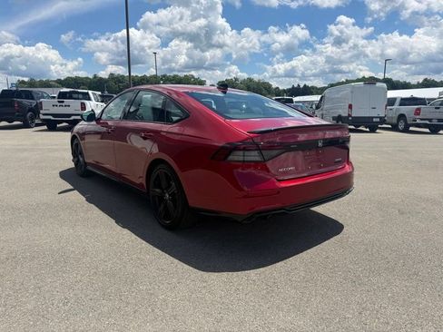 Used 2024 Honda Accord Sport image 8