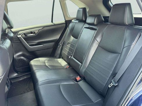 Used 2022 Toyota RAV4 Limited FWD image 42