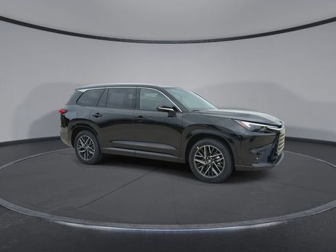 New 2026 Lexus TX 350 AWD image 2